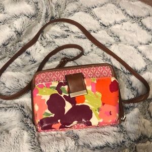 Crossbody wallet